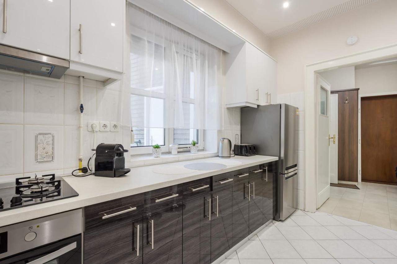 Bpr Ethereal Panoramic Suite With A/C & Balcony ブダペスト エクステリア 写真