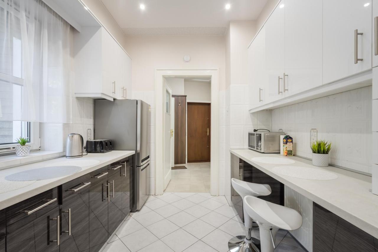 Bpr Ethereal Panoramic Suite With A/C & Balcony ブダペスト エクステリア 写真