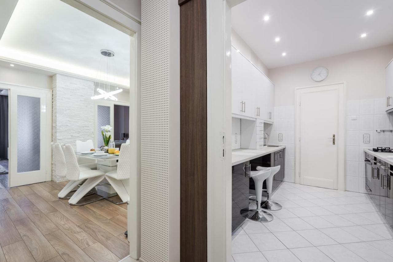 Bpr Ethereal Panoramic Suite With A/C & Balcony ブダペスト エクステリア 写真